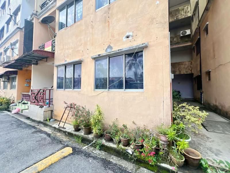 Apartment for Sale at Pangsapuri Seri Mewah (Blok B) - Azli Ibrahim - Exterior - PropertyGuru.com.my