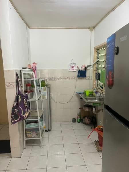 Kondominium untuk Dijual di One Damansara - Chloe Kong - Kitchen - PropertyGuru.com.my