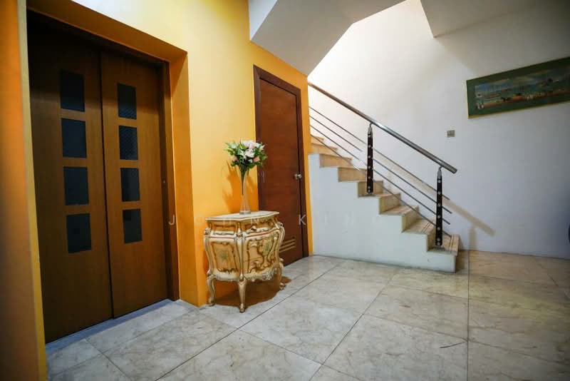 Rumah Banglo untuk Dijual di Bukit Bandaraya (Bangsar) - John King - Corridor - PropertyGuru.com.my