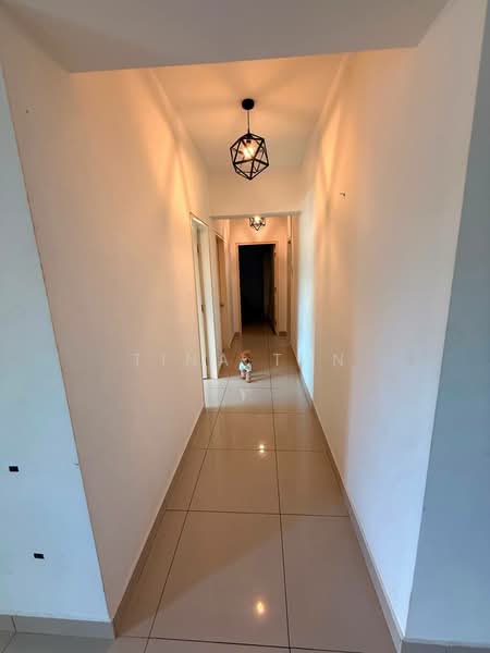 Pangsapuri untuk Disewa di Idaman Residence - Tina Tan - Corridor - PropertyGuru.com.my