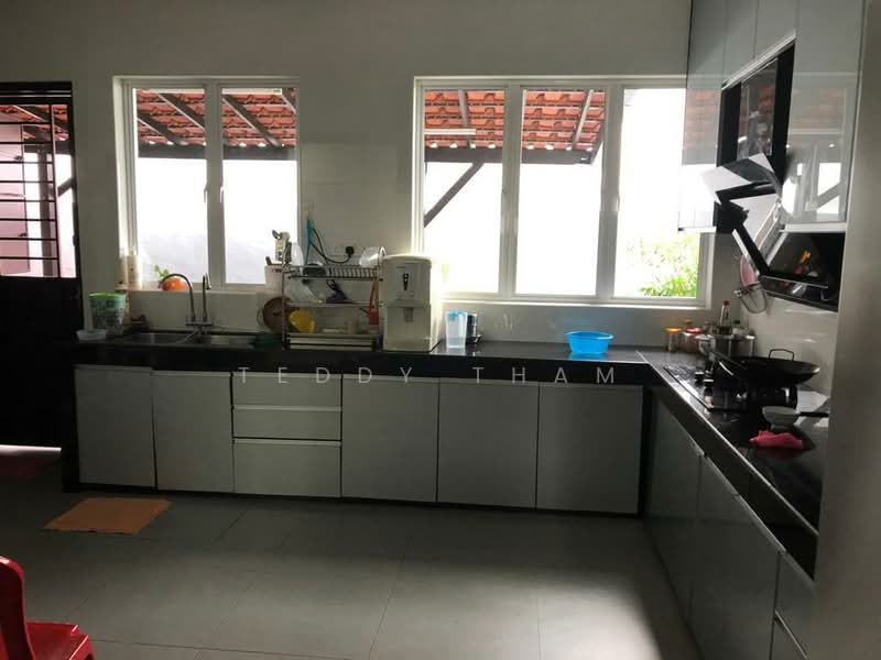 Bungalow for Sale in Bukit Jelutong (Shah Alam) - Teddy Tham - Kitchen - PropertyGuru.com.my