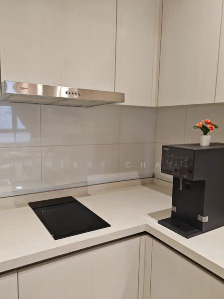Servis Apartment untuk Disewa di Arunya @ KL North - Perry Chai - Kitchen - PropertyGuru.com.my