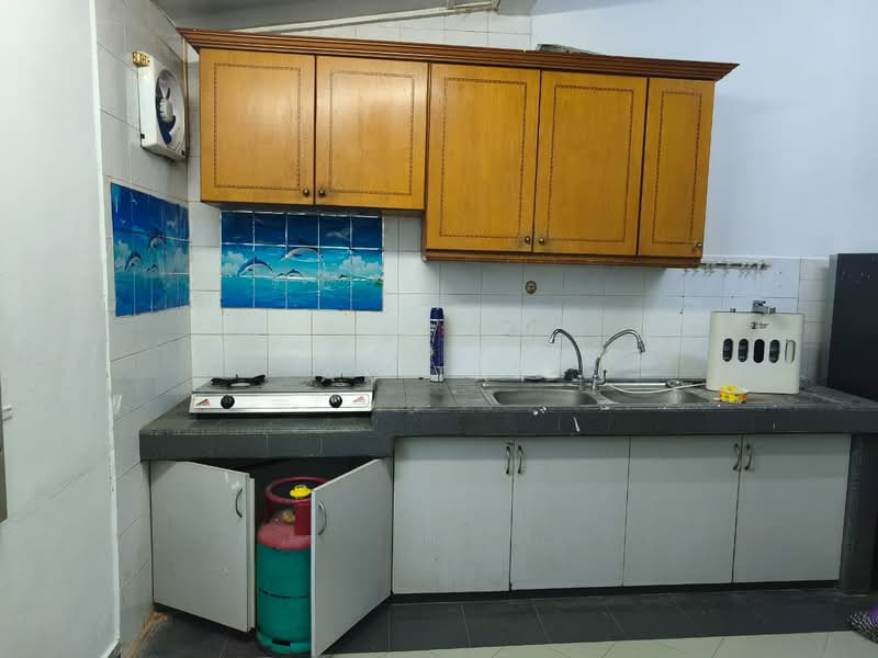 Rumah Teres untuk Disewa di Taman Asa Jaya (Kajang) - AK TAY - Kitchen - PropertyGuru.com.my