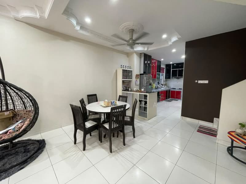 Rumah Teres 2 Tingkat untuk Dijual di Taman Scientex Senai (Senai) - Tommy Tai - Dining Room - PropertyGuru.com.my