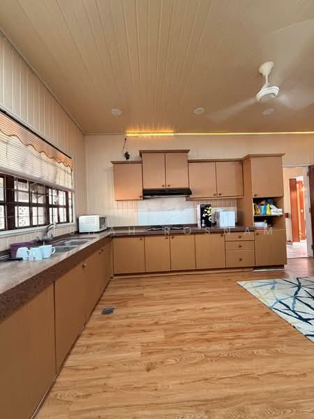 Rumah Banglo untuk Disewa di Ampang Jaya (Ampang) - Aishah Rosnam - Kitchen - PropertyGuru.com.my
