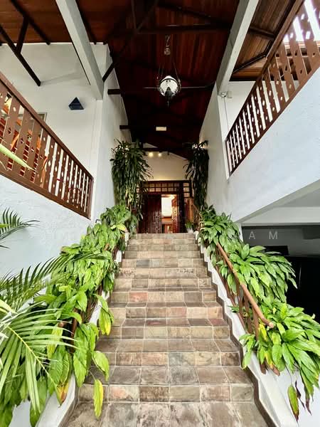 Rumah Banglo untuk Disewa di Ampang Jaya (Ampang) - Aishah Rosnam - Entrance - PropertyGuru.com.my