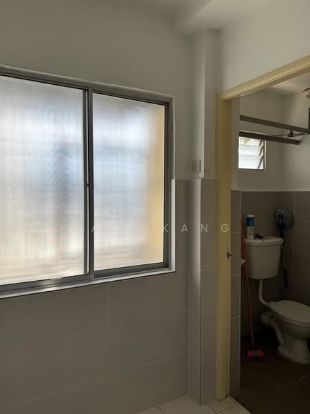 Pangsapuri untuk Dijual di Sri Ivori Apartment - Kaze Kang - PropertyGuru.com.my