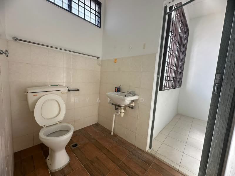 2-storey Terraced House for Sale in Alor Setar (Kedah) - Ryan Ooi - Bathroom - PropertyGuru.com.my
