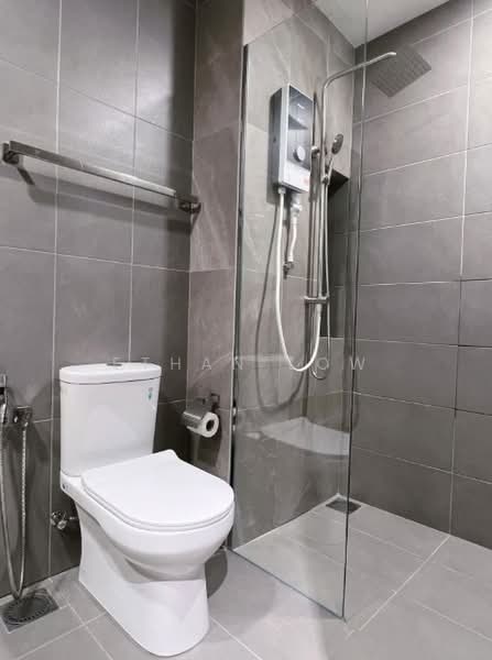 Pangsapuri untuk Dijual di Tangerine Suites - Ethan Low - Bathroom - PropertyGuru.com.my