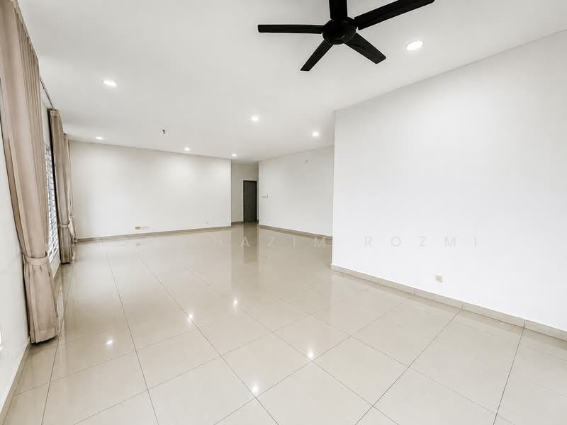 Kondominium untuk Disewa di Suasana Lumayan - Fiqri Hazim Rozmi - Living Room - PropertyGuru.com.my