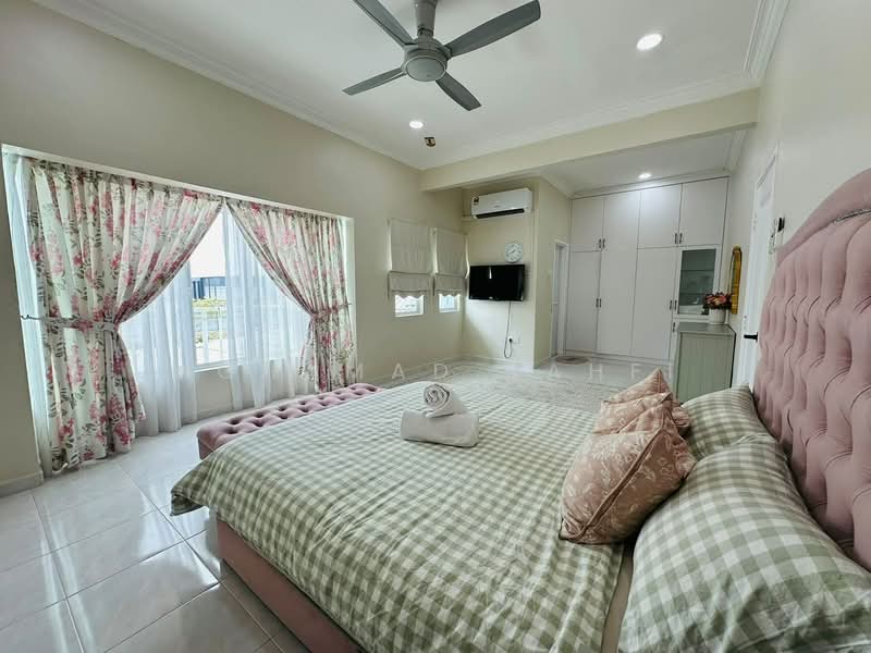 Rumah Teres 2 Tingkat untuk Dijual di Taman Mutiara Rini (Skudai) - Mohamad Rahfi - Bedroom - PropertyGuru.com.my