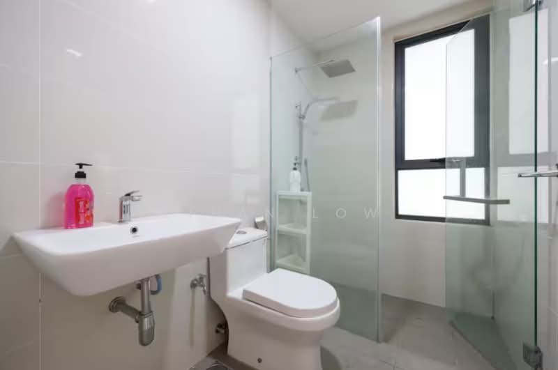 Servis Apartment untuk Dijual di COVO @ 16 Sierra - Ethan Low - Bathroom - PropertyGuru.com.my