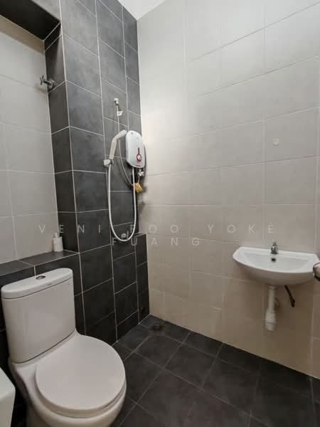 2-storey Terraced House for Rent in Setia Alam (Selangor) - Veni Foo Yoke Fuang - Bathroom - PropertyGuru.com.my