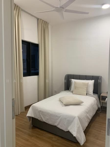 Servis Apartment untuk Disewa di The Tropika - Harry H. Hassan - Bedroom - PropertyGuru.com.my