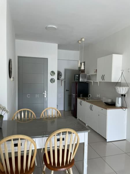 Condominium for Rent at Tropicana Bay Residences - Chris Teoh - Kitchen - PropertyGuru.com.my