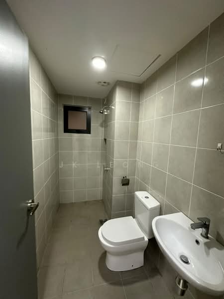 Servis Apartment untuk Disewa di M Arisa - JK Leong - Bathroom - PropertyGuru.com.my