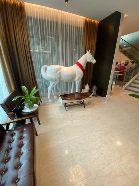 Bungalow House untuk Dijual di Usj 1 (Subang Jaya) - Alvin Seah - Living Room - PropertyGuru.com.my
