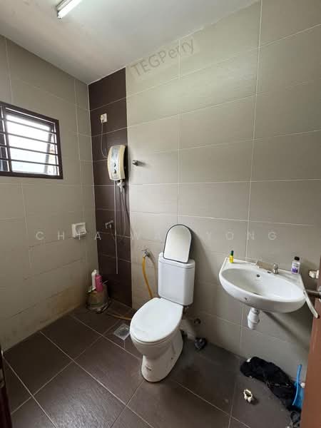 Rumah Teres untuk Dijual di Bandar Puteri Klang (Klang) - Chia Wai Yong - Bathroom - PropertyGuru.com.my