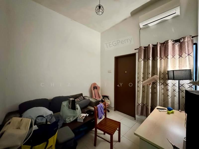 Rumah Teres untuk Dijual di Bandar Puteri Klang (Klang) - Chia Wai Yong - Living Room - PropertyGuru.com.my