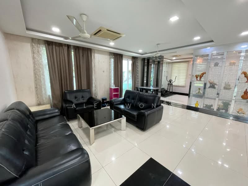 Rumah Banglo untuk Disewa di Kajang (Selangor) - Alex Wong - Living Room - PropertyGuru.com.my
