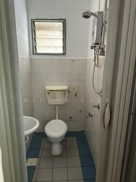 Flat for Rent at Pelangi Ara - Wilson Chin - Bathroom - PropertyGuru.com.my