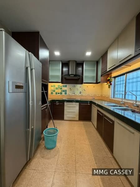 Rumah Teres untuk Disewa di Bandar Botanic (Klang) - Cassey Lim - Kitchen - PropertyGuru.com.my