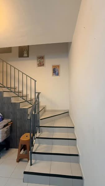Rumah Teres 2 Tingkat untuk Dijual di Taman Scientex Utama (Senai) - Chuan Liang - Staircase - PropertyGuru.com.my