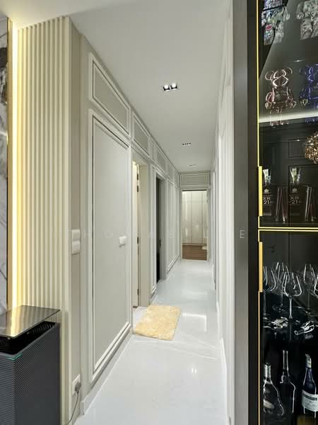 Service Residence for Sale at Oxford Residences @ Pavilion Embassy - thomas lee - Corridor - PropertyGuru.com.my