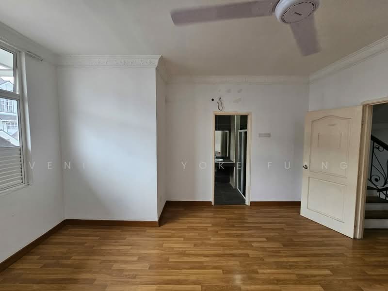 3-storey Terraced House for Rent in Setia Alam (Selangor) - Veni Foo Yoke Fuang - Living Room - PropertyGuru.com.my