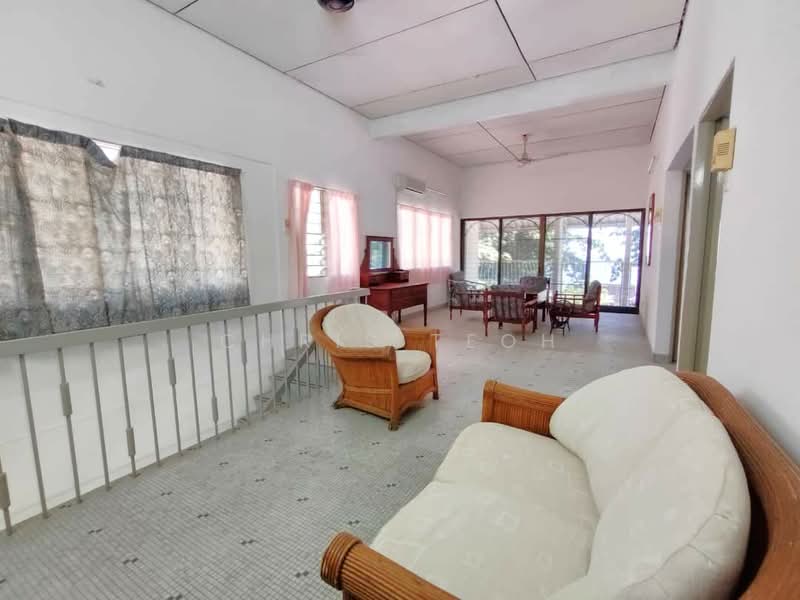 Rumah Berkembar untuk Dijual di Tanjung Bungah (Penang) - Chris Teoh - Living Room - PropertyGuru.com.my