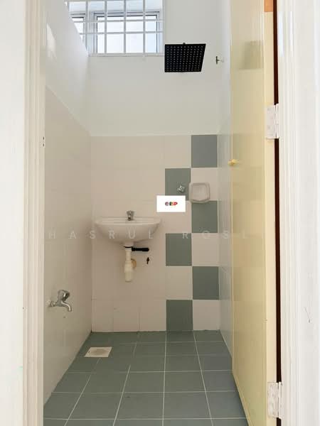 Rumah Teres 1 Tingkat untuk Dijual di Sungai Petani (Kedah) - Hasrul Rosli - Bathroom - PropertyGuru.com.my