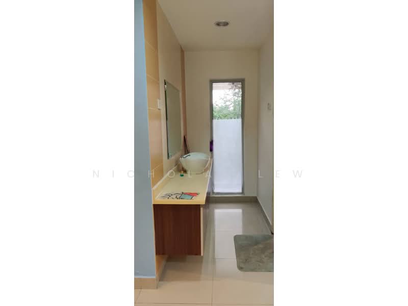 Condominium for Sale at Bayan Villa, Seri Kembangan - Nicholas Lew - PropertyGuru.com.my