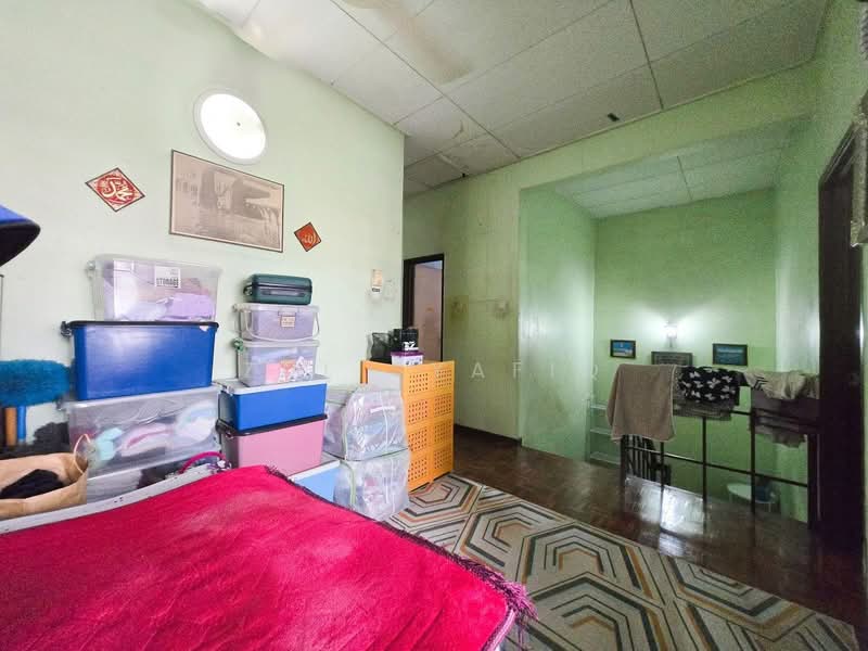 Rumah Teres 2 Tingkat untuk Dijual di Bandar Kinrara Seksyen 1 (Bandar Kinrara) - Zul Syafiq - Bedroom - PropertyGuru.com.my