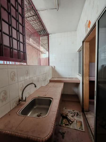 Rumah Teres 2 Tingkat untuk Dijual di Kampung Batu Muda (Batu Caves) - Desmond Tang - Kitchen - PropertyGuru.com.my