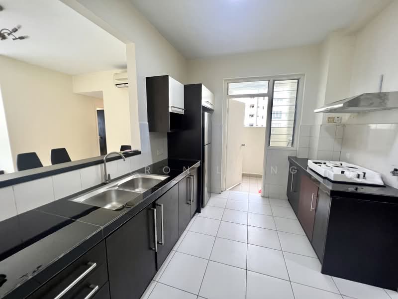 Condominium for Sale at The Tamarind - Sharon Leong - Kitchen - PropertyGuru.com.my