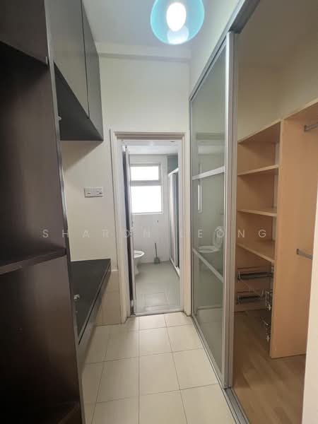 Condominium for Sale at The Tamarind - Sharon Leong - Walk-in Wardrobe - PropertyGuru.com.my