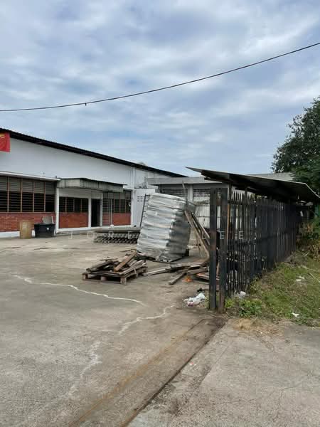 Gudang untuk Dijual di Kawasan Perindustrian Pasir Gudang (Pasir Gudang) - Joreen Lee - PropertyGuru.com.my