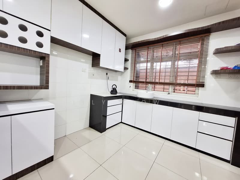 Rumah Teres 3-Tingkat untuk Dijual di Puchong (Selangor) - Lily Siow - Kitchen - PropertyGuru.com.my