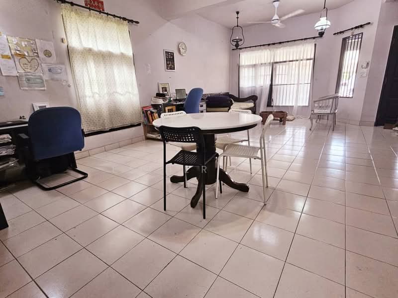Rumah Teres 2 Tingkat untuk Dijual di Seri Utama Damansara (Kota Damansara) - Esther Lim - Interior - PropertyGuru.com.my
