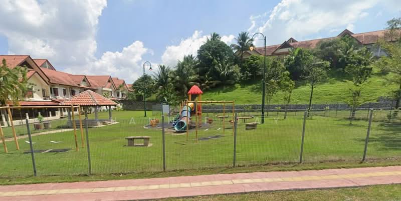 2-storey Terraced House for Sale in Seksyen U8 (Shah Alam) - Hannee Tay - Exterior - PropertyGuru.com.my
