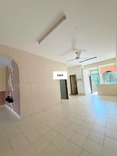 Rumah Teres 1-Tingkat untuk Dijual di Bandar Seri Astana (Sungai Petani) - Hasrul Rosli - Living Room - PropertyGuru.com.my