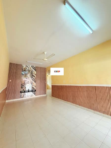Rumah Teres 1-Tingkat untuk Dijual di Bandar Seri Astana (Sungai Petani) - Hasrul Rosli - Living Room - PropertyGuru.com.my