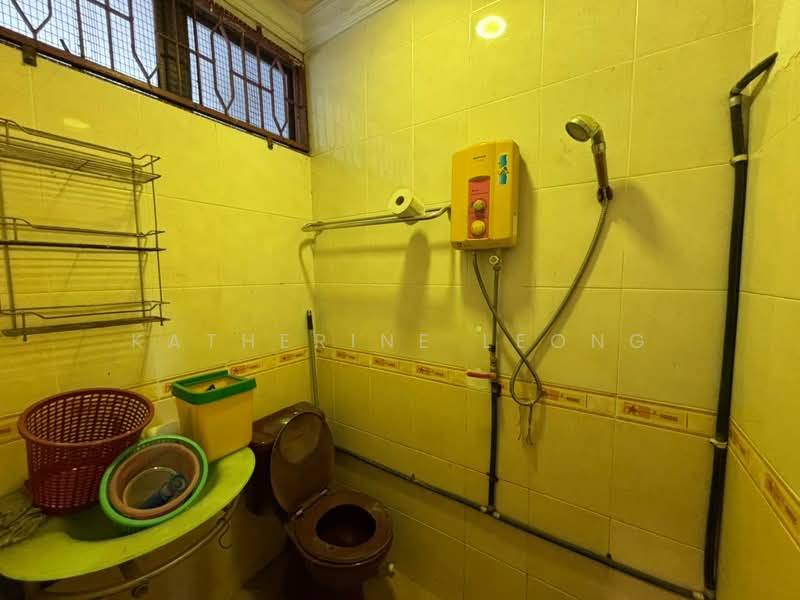 Rumah Teres 1 Tingkat untuk Dijual di Batu Caves (Selangor) - Katherine Leong - Bathroom - PropertyGuru.com.my