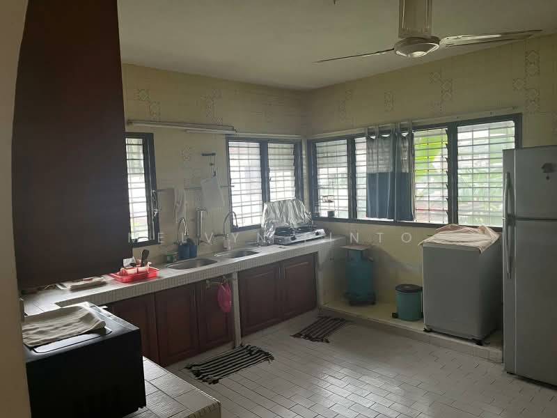 Bungalow for Sale in SS3 (Petaling Jaya) - Melvyn Pinto - Kitchen - PropertyGuru.com.my