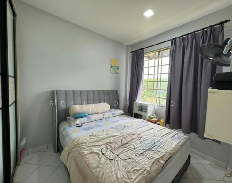 Apartment for Sale at Pangsapuri Orkid - Reen Mohamad - Bedroom - PropertyGuru.com.my