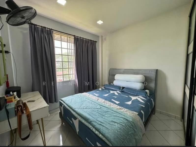 Apartment for Sale at Pangsapuri Orkid - Reen Mohamad - Bedroom - PropertyGuru.com.my