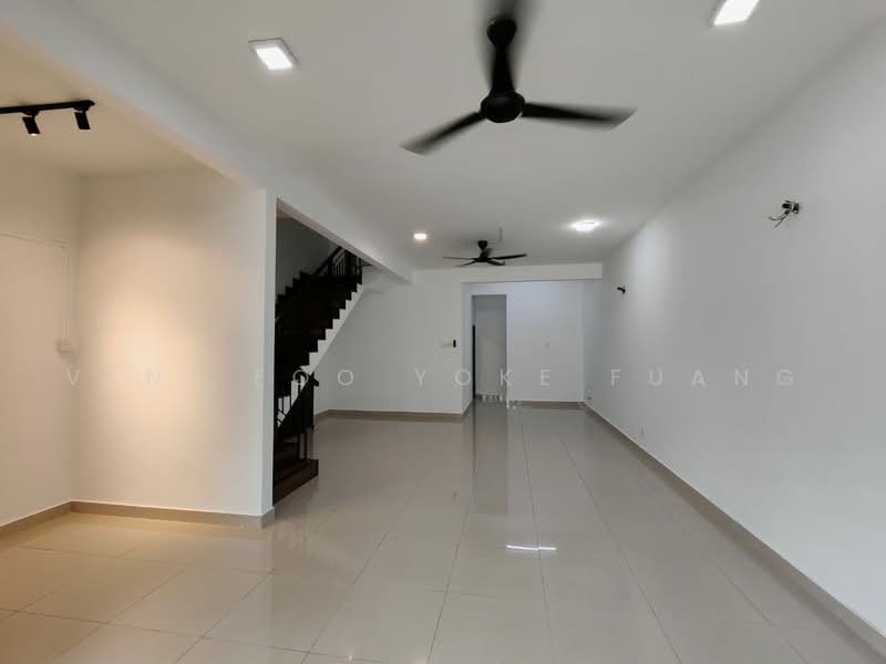 2-storey Terraced House for Rent in Setia Alam (Selangor) - Veni Foo Yoke Fuang - Living Room - PropertyGuru.com.my