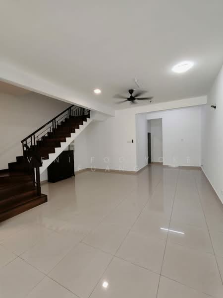 2-storey Terraced House for Rent in Setia Alam (Selangor) - Veni Foo Yoke Fuang - Living Room - PropertyGuru.com.my