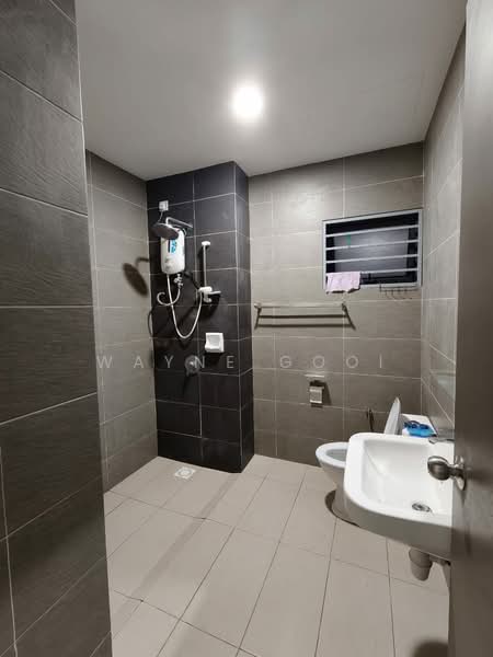 Condominium for Rent at The Henge - Wayne Gooi - PropertyGuru.com.my