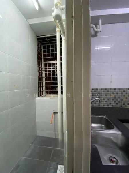 Pangsapuri untuk Dijual di Pangsapuri Lagoon Perdana - Sharon Lim - Kitchen - PropertyGuru.com.my